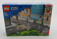 Load image into Gallery viewer, LEGO 60304